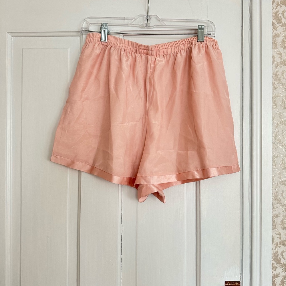 Vintage Gold Label Victoria’s Secret Satin Shorts - XL - Picture 2 of 12
